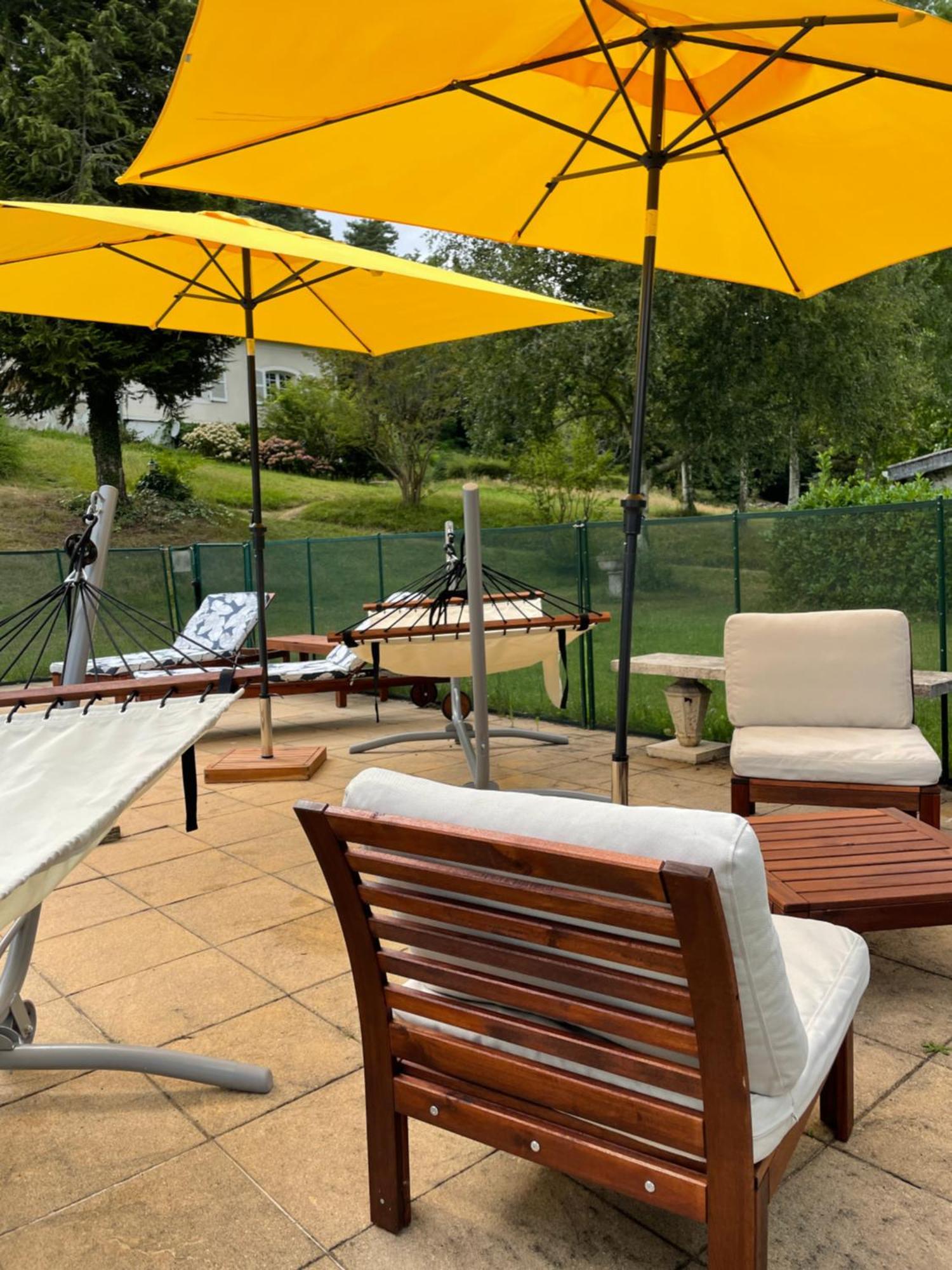 L'Oree Des Roses, Hebergement De Vacances Avec Jardin Et Piscine Gan Екстер'єр фото
